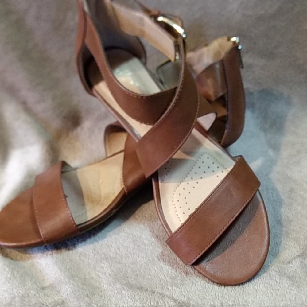 Dex flex sandals size 8W